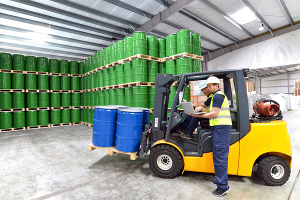 Bulk food grade ethanol and organic alcohol products in 1,
5, 55 and 270 gallon sizes and pallet loads are for sale at
discounted prices. Ethanol orders are shipped within 1-2
business days via UPS or LTL freight carriers. A 3–6 day
delivery time is typical.